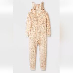 10 for $25!!!Cat & Jack cheetah pajamas nwt